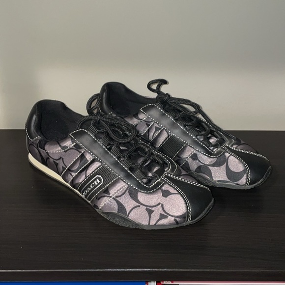 Coach Shoes (Size 5) - Picture 2 of 11